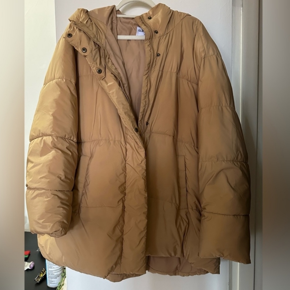 Old navy hooded puffer coat